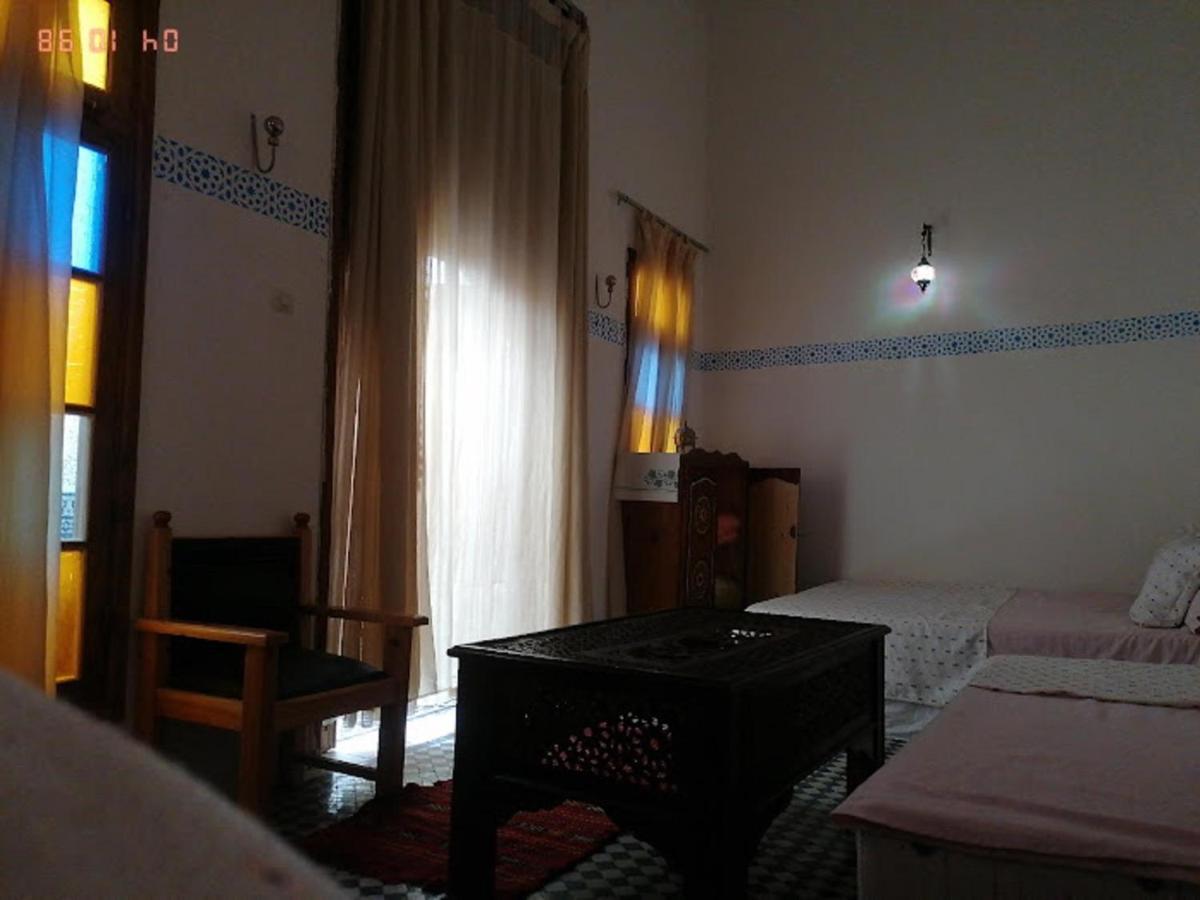 Sendis Dar Ostello Fez Esterno foto